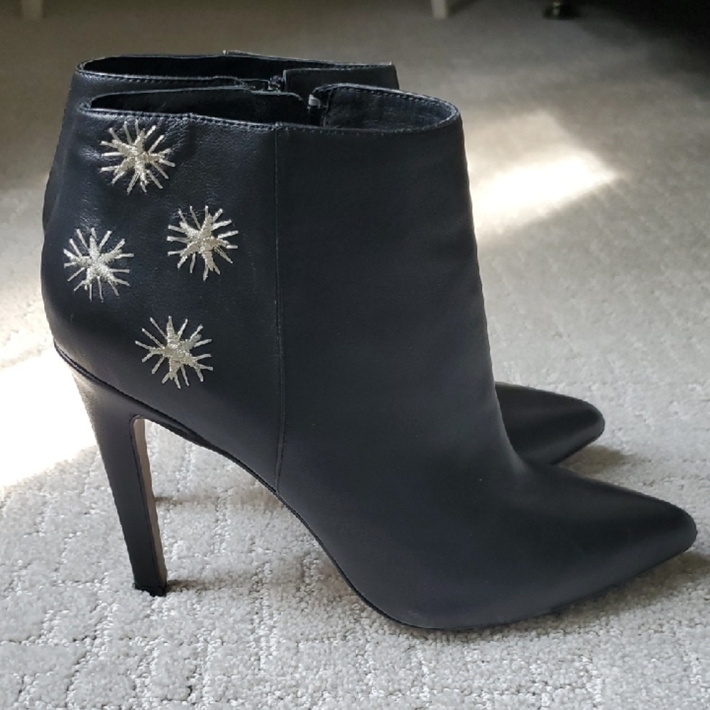Ava & Aiden Leather Booties